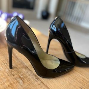 Ivanka Trump parent leather heels